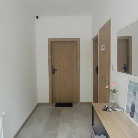 Csaladi Kikoeto Apartman Gyula Exterior photo