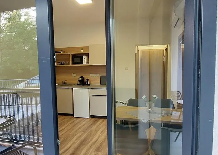 Csaladi Kikoeto Apartman