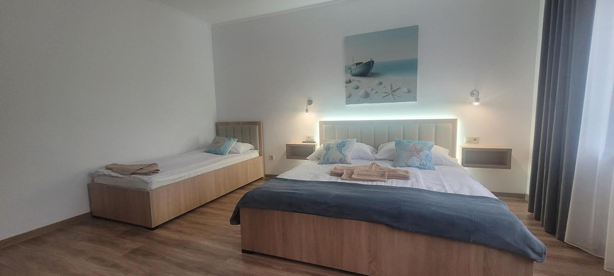 Csaladi Kikoeto Apartmán *