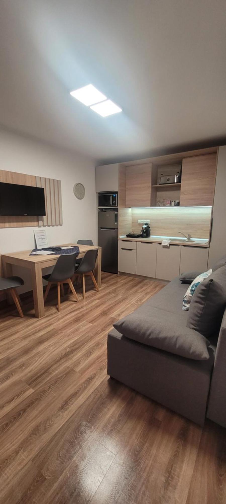 Csaladi Kikoeto Apartmán