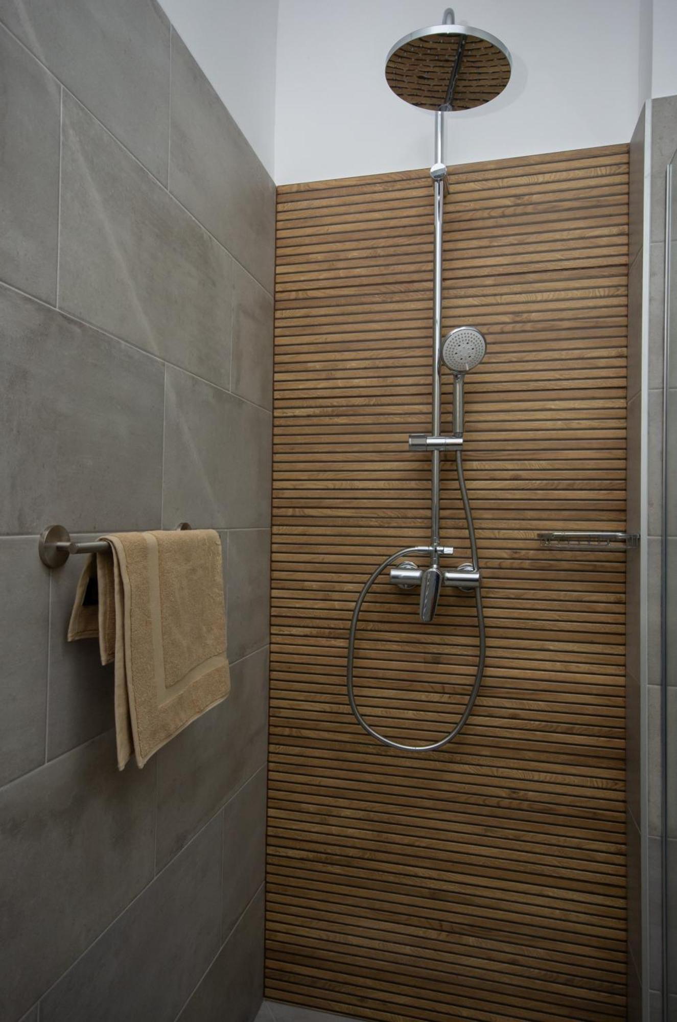 Apartment Csaladi Kikoeto Gyula