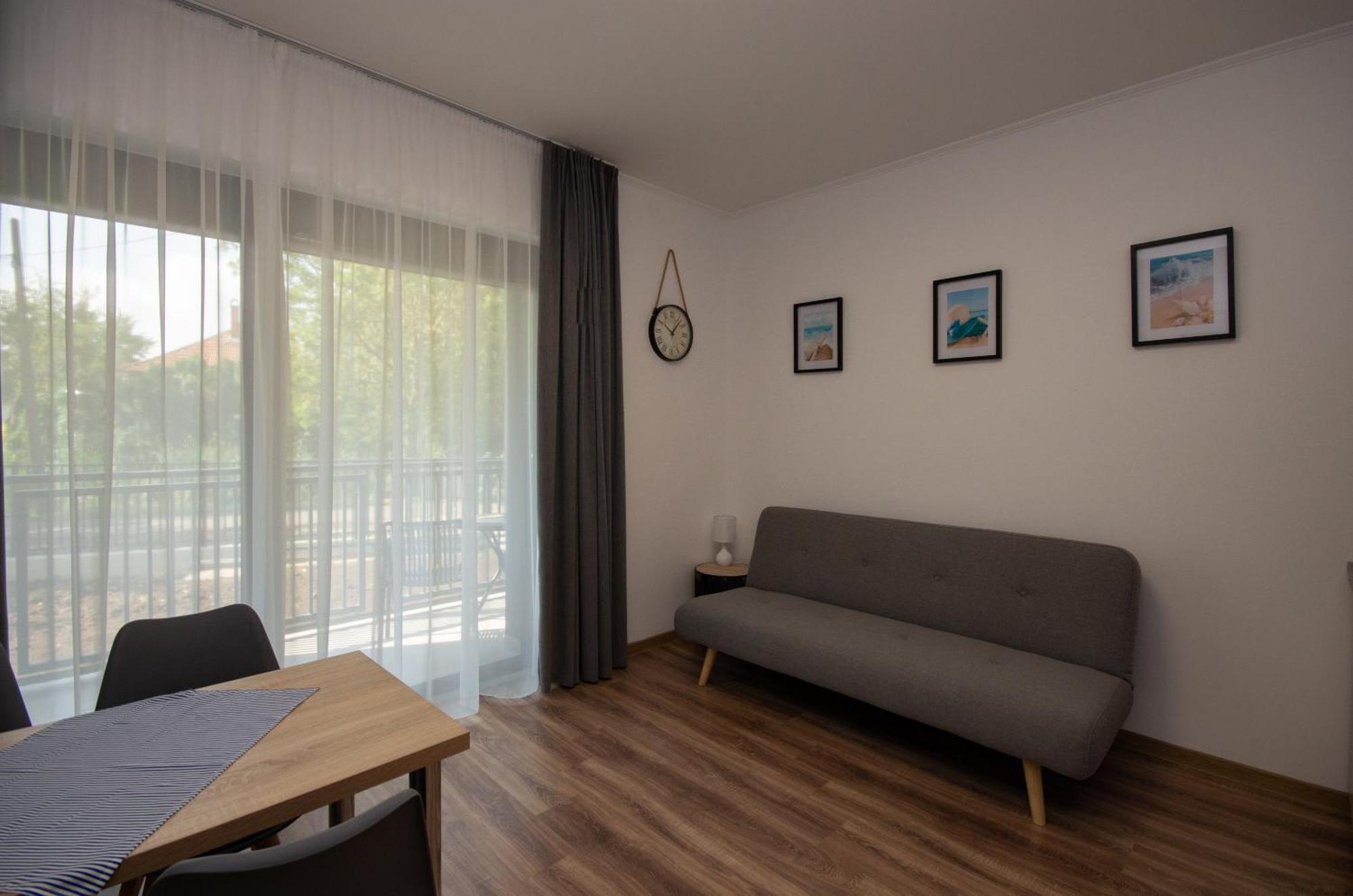 Apartment Csaladi Kikoeto